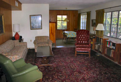111 Maple Ave