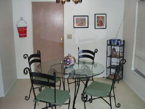 112peppertree-dining1