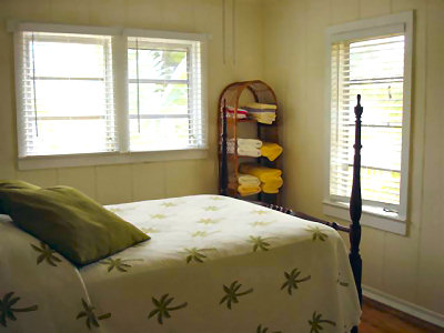 520 Spring - Bedroom