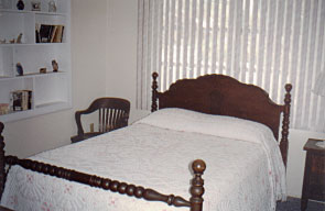 112magnolia-a-bedroom1